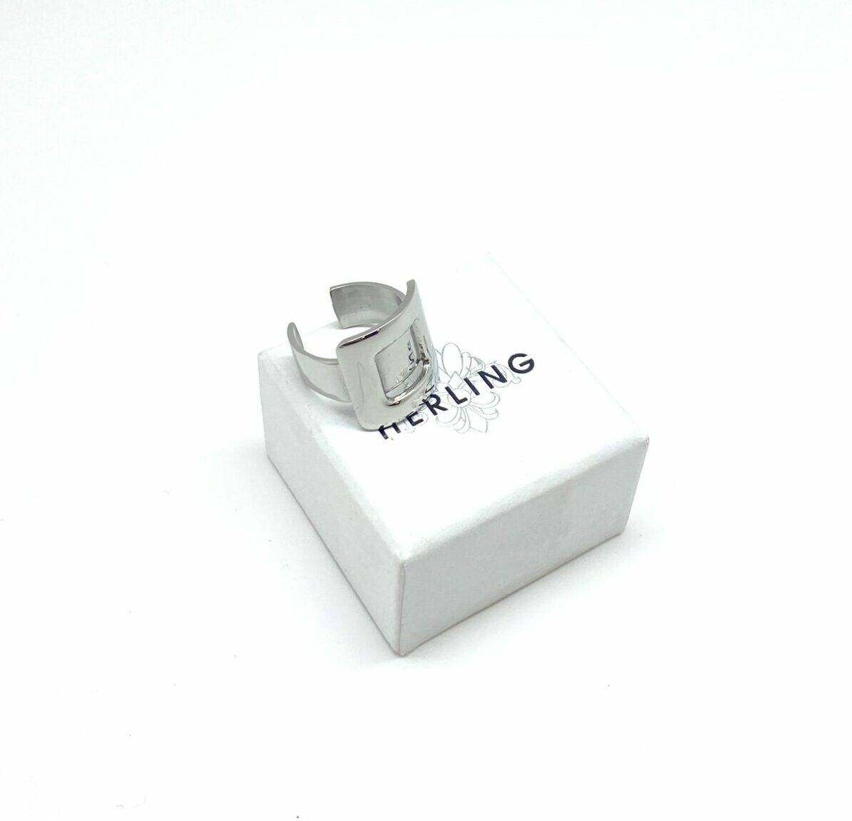 Silver cuff ring with modern square frame design