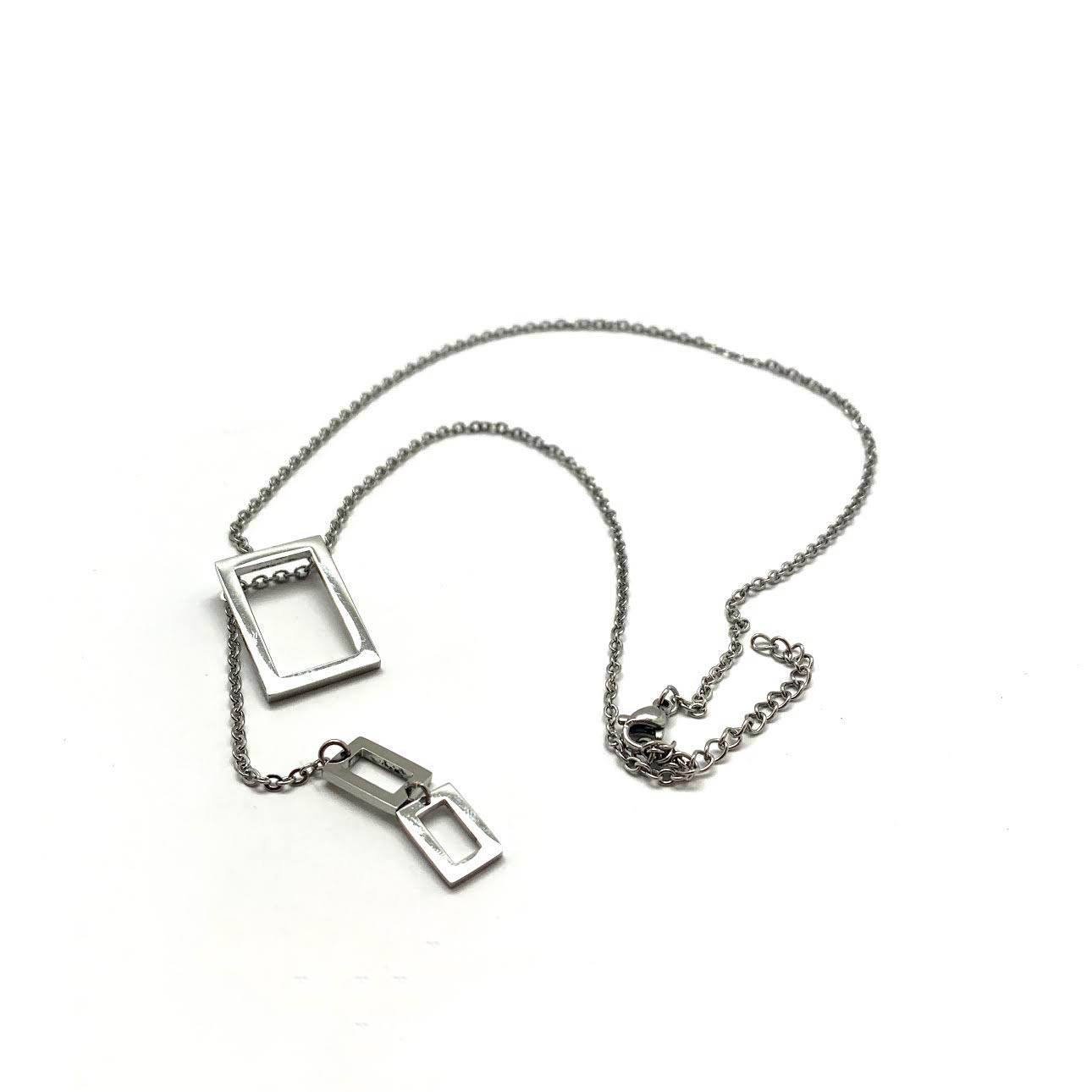 Adjustable Minimalist Link Necklace | HerlinG Collection - Image 3