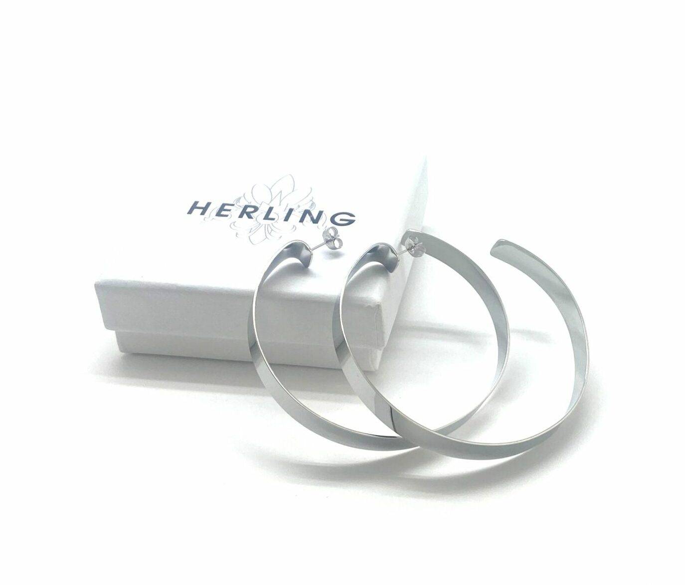 Big hoop earrings in polished stainless steel