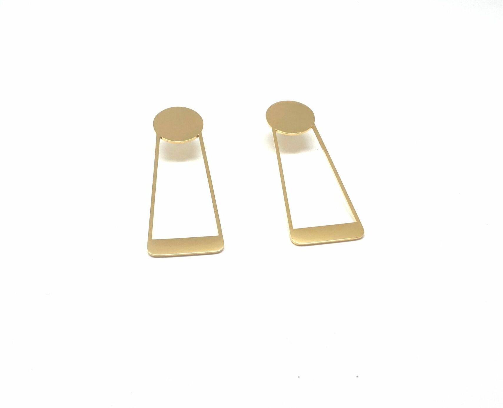 Aspect geometric drop earrings in electroplasma gold