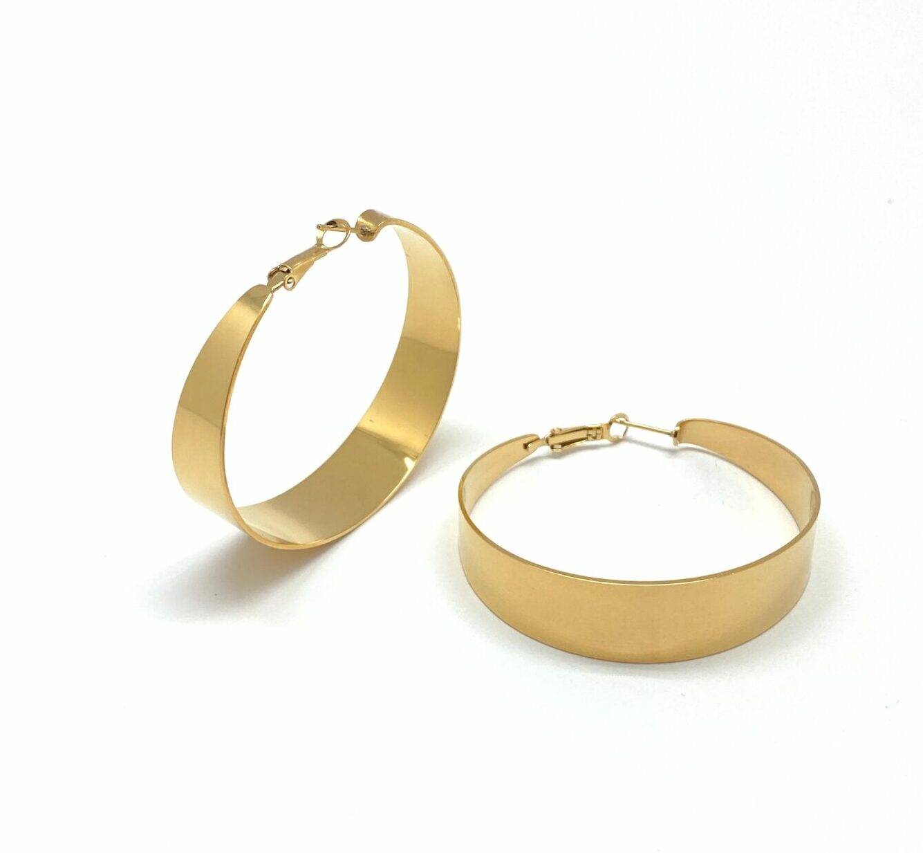 Wide band hoop earrings in electroplasma gold